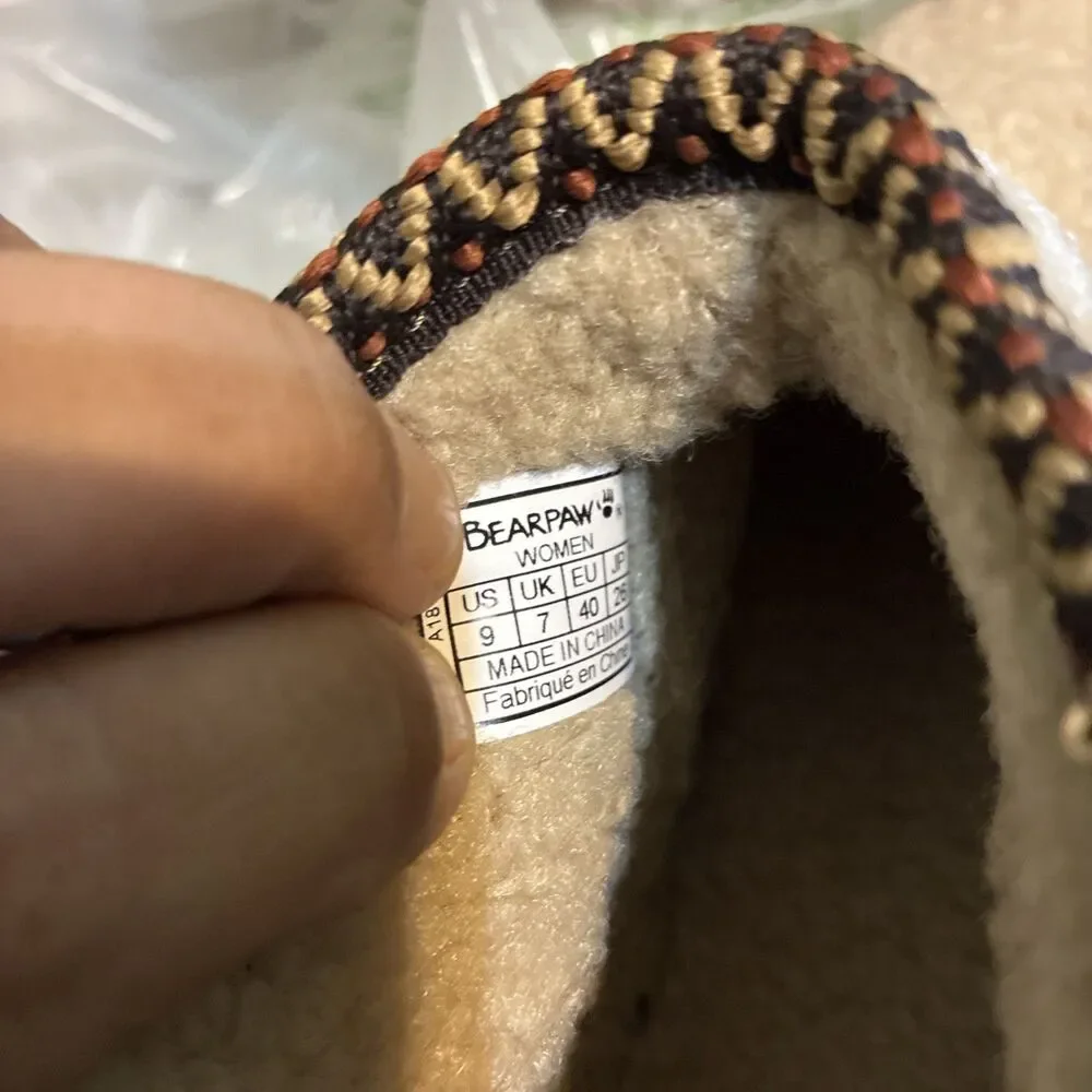 BearPaw snuggle daphne